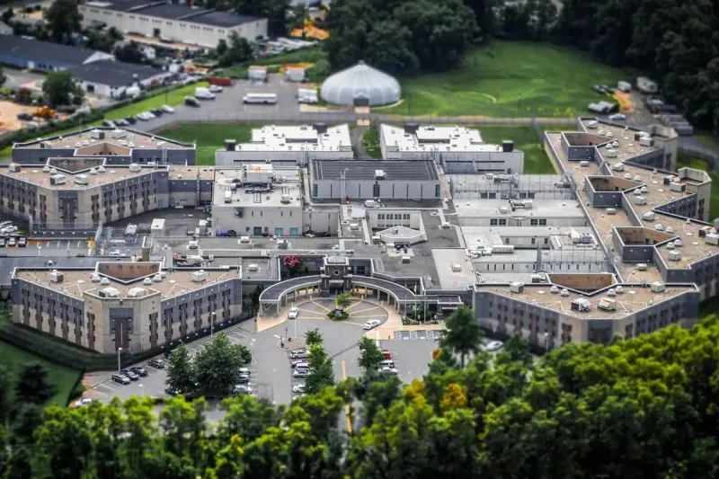 NJ corrections officer charged in Hazlet teen fight