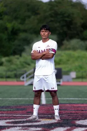 ROADRUNNERS EDGE ST. THOMAS, 2-1, FOR THIRD STRAIGHT WIN
