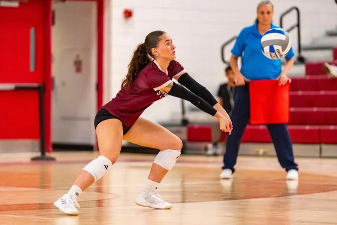 Women's Volleyball Edged by Haverford