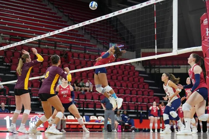 Highlanders Drop Conference Opener to Bryant Friday Night