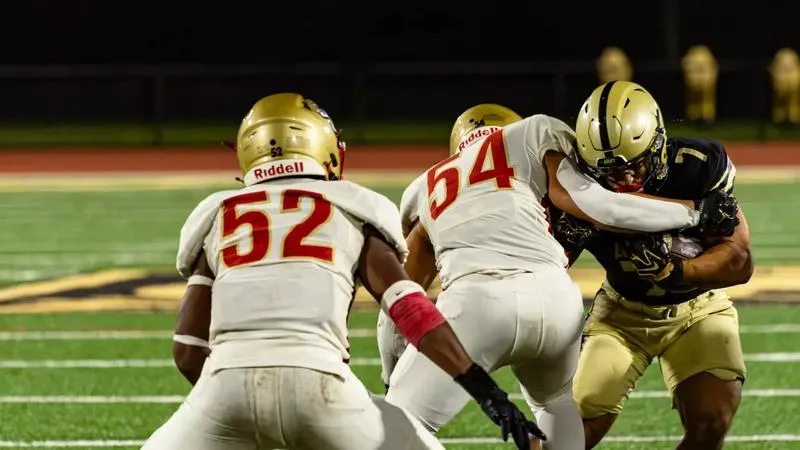 Offense, Defense, Special Teams Contribute as Sprint Football Earns Gritty Win at D'Youville