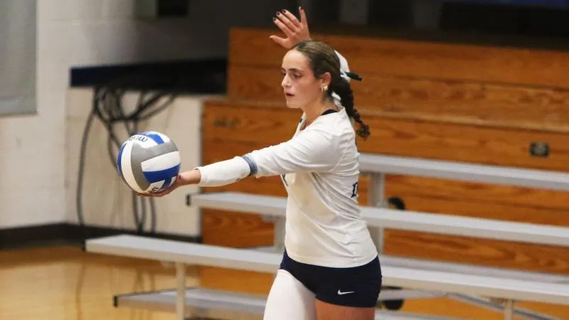 Women's Volleyball Sweeps Home Tri-Match