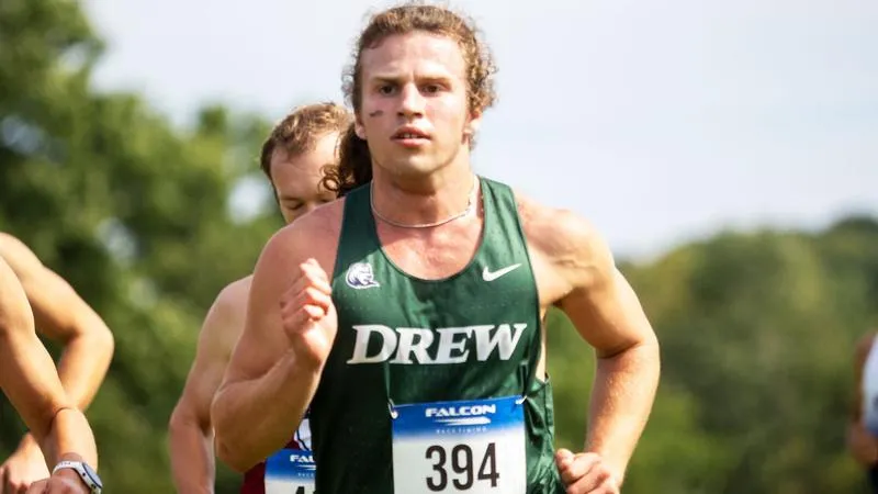 Men's Cross Country Places Eighth at Lock Haven Invitational