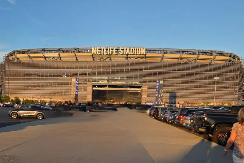 Two great things came out of the AC/DC delay at MetLife