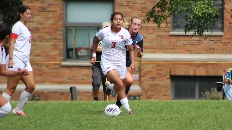 Noble, Llanes, Valladeres Tally, Women's Soccer Earns First Win, Topping Post