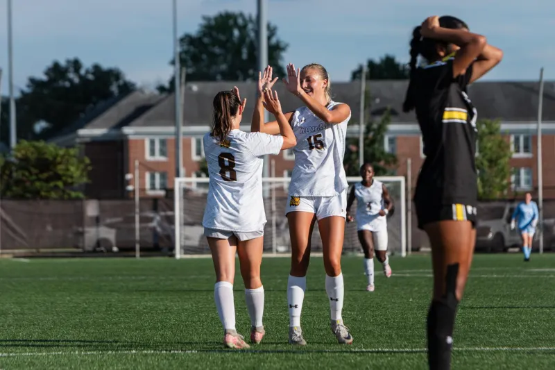 Rowan Women's Soccer wins NJAC opener over contenders TCNJ