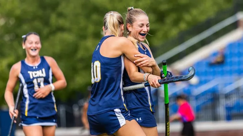 #21 Field Hockey Routs William Paterson, 8-0, in NJAC Opener