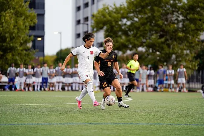 Second-half rally dooms Men's Soccer in loss to New Paltz, 2-1
