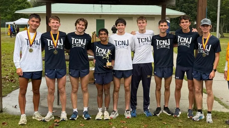 Men's Cross Country Claims Another Win at Don Cathcart Invite