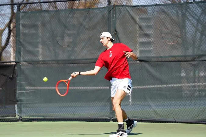 Kaliterna, Bakhtiyar Reach Finals at Saint Joseph's Invitational