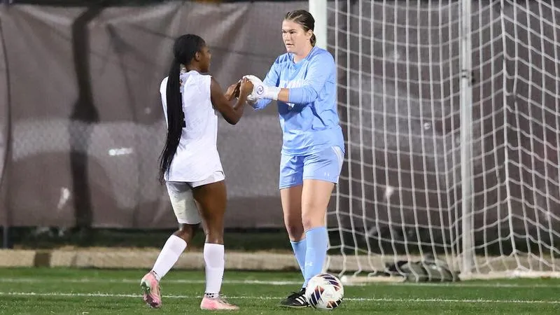 Second-Half Goals From Wiedeman and Sloan Help Lift #4 Women's Soccer to a 2-0 Win at Ramapo