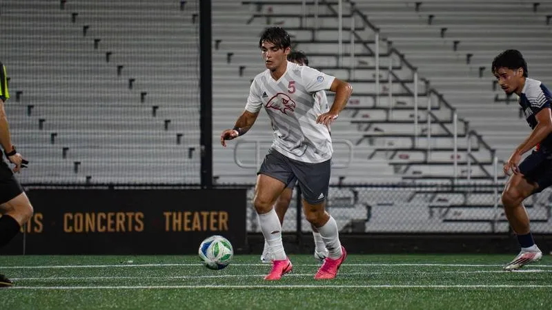 Men's Soccer Battles TCNJ to Scoreless Draw