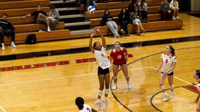 Rudolph Leads with 11 Kills, Volleyball Pushes Mercy Before Falling