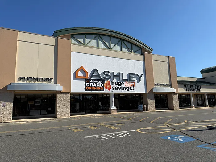 Ashley Opens New Manahawkin Showroom