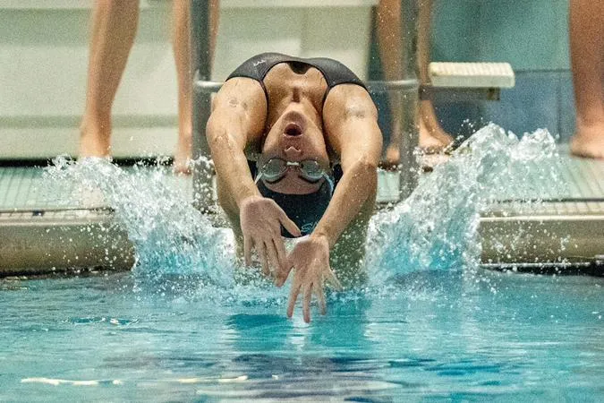Women's Swimming Topped by Rowan in Season Opener