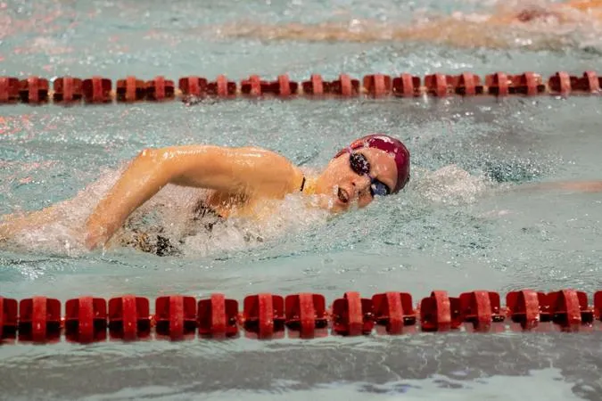 Women's Swimming and Diving Fall to Iona in Season Opener in New York