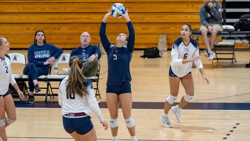 Volleyball Drops Both Matches of its Weekend Tri-Match