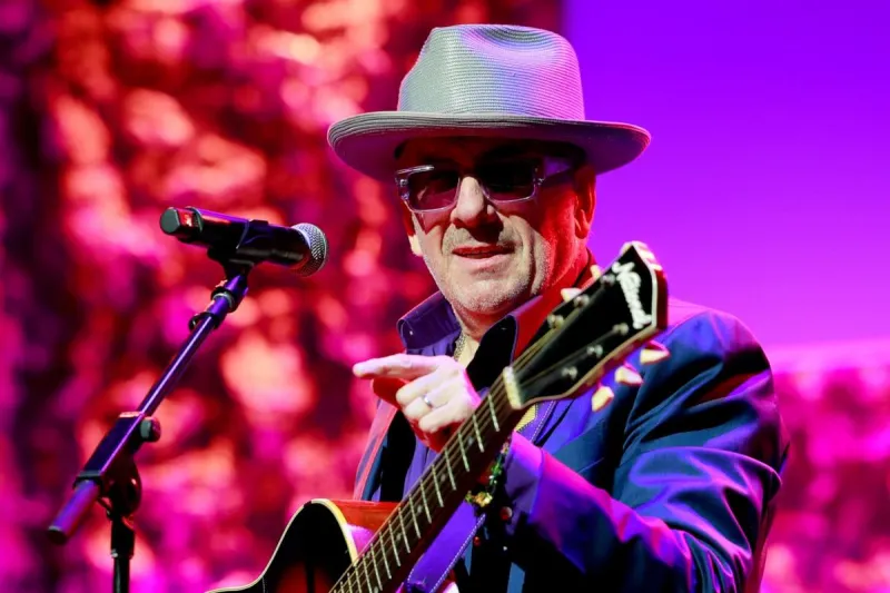 Elvis Costello Debunks a Song Rumor
