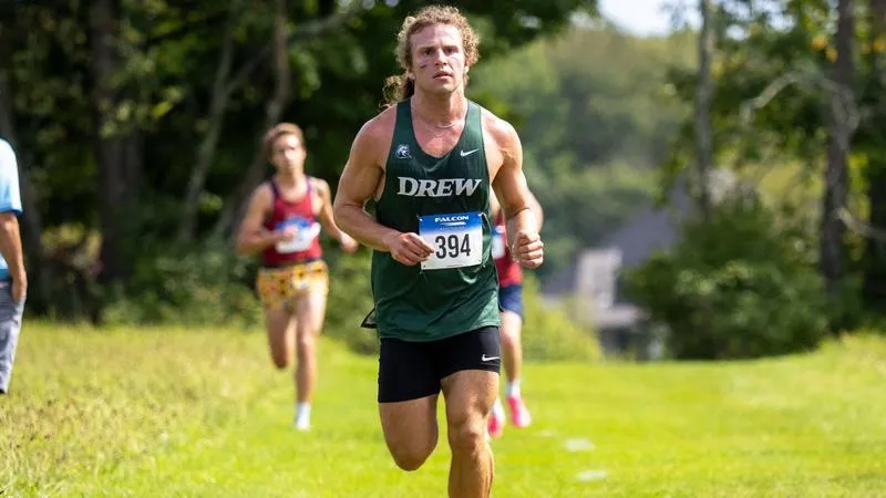 Tocci Captures Landmark Conference MXC AOW Honors