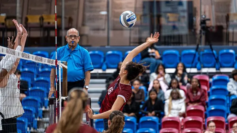 Knight's Secure Fifth Straight Win After Sweep of Peacocks