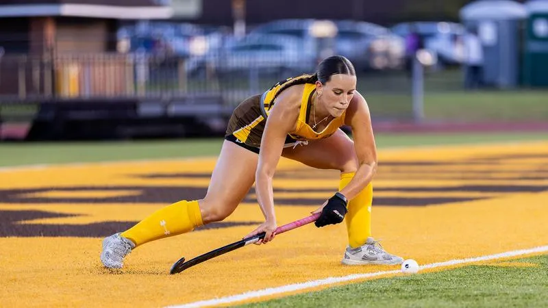 #15 Field Hockey Notches 11th Straight Win, Shutting Out Widener, 3-0
