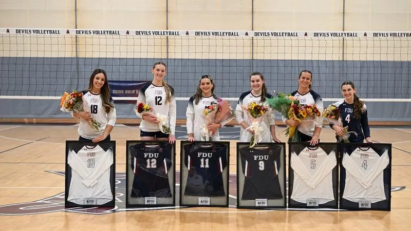 Volleyball Tops Medgar Evers on Senior Night