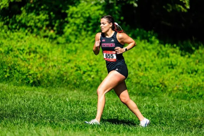 Women's Cross Country Takes 14th Place at Rowan Border Battle