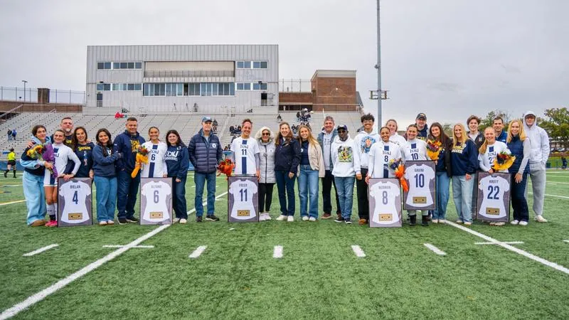 Seniors Shine in #9 Women's Soccer's 4-2 Win Over New Paltz