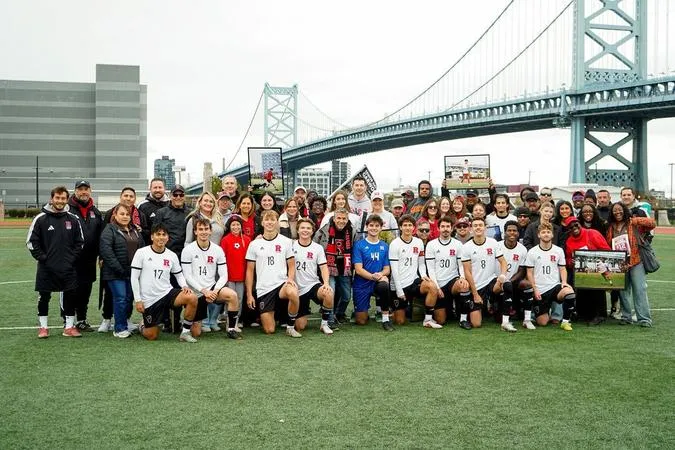Men's Soccer honors seniors and 2011 team during match with Rutgers-Newark