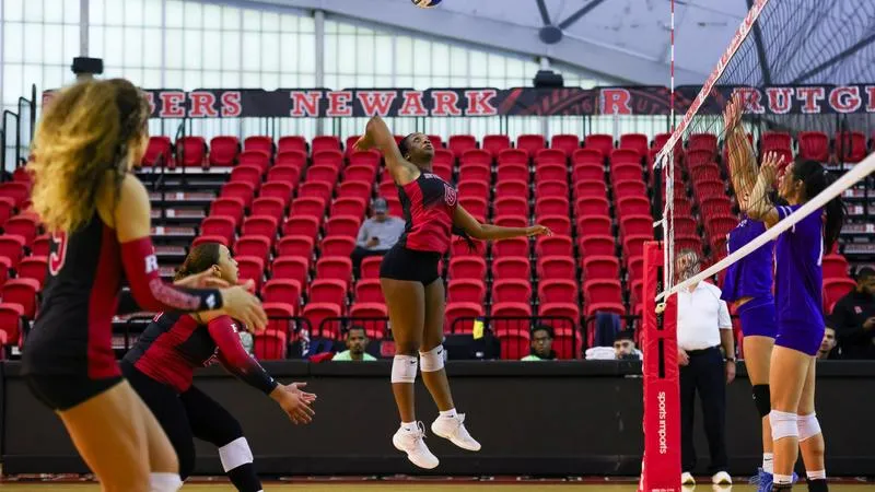 Rutgers-Newark Sweeps CCNY, Falls in Five Sets to FDU-Florham