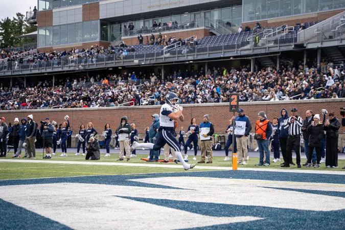 No. 20/23 Monmouth Football Runs All Over New Hampshire in 42-21 Victory