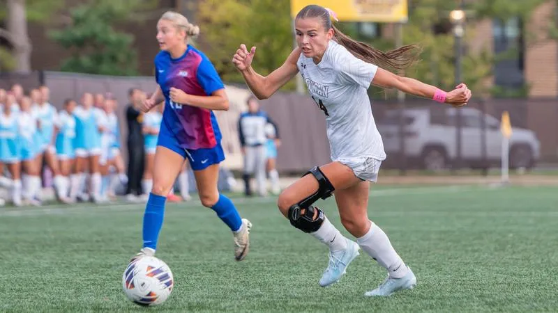 Moore's Hat Trick Helps Ignite #4 Women's Soccer to a 6-0 NJAC Win at Kean