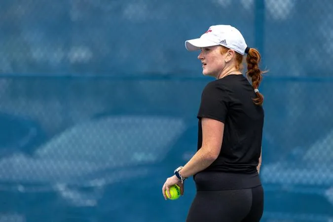 Women's Tennis Closes Out Fall with 5-2 Victory Over Moravian