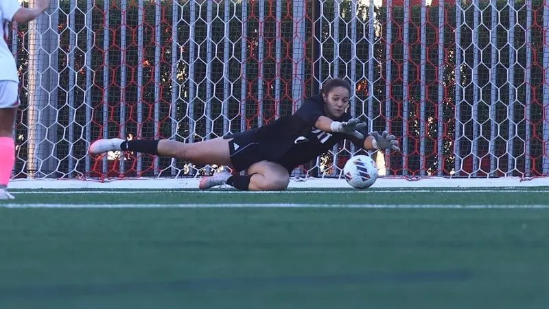 Smith Posts 1st-Career Shutout as Highlanders Draw With Vermont, 0-0