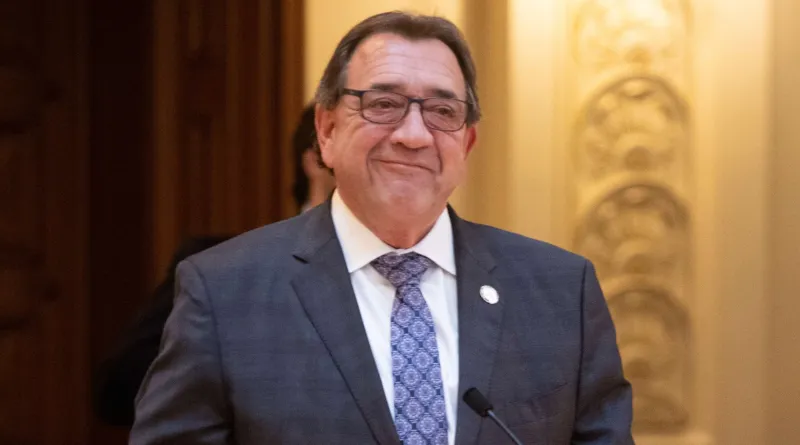Assembly Labor Committee Moves Tip Transparency Bill