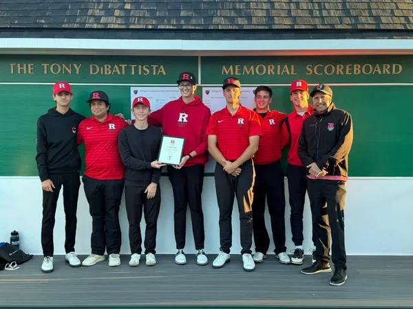 Golf wins home Fall Invitational; Slattery takes home top honors