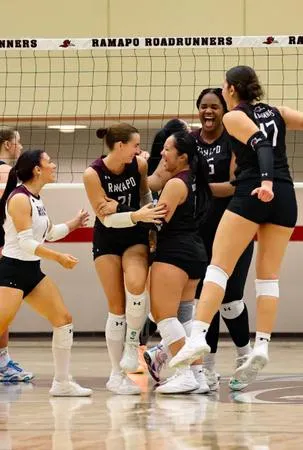 RAMAPO OUTLASTS RUTGERS-NEWARK IN FIVE-SET NJAC VICTORY
