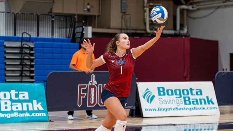 Scarfone Records Career High 22 Digs Versus Binghamton