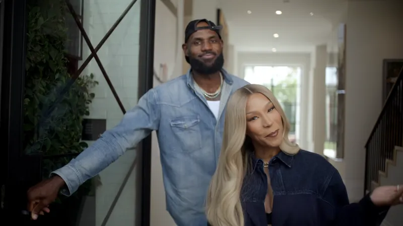 LeBron, Savannah James take fans inside their Los Angeles home, sho...