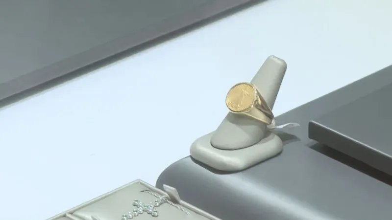 El Paso jewelers face unprecedented metal costs, pushing shoppers toward lower-karat gold