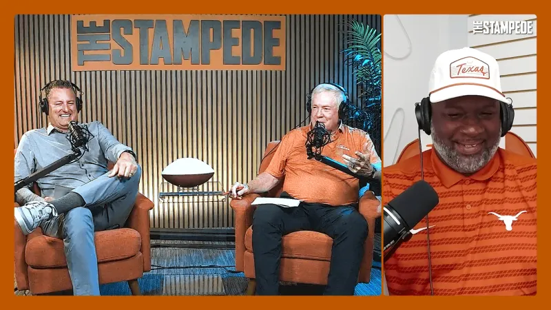 Mack Brown, Vince Young discuss possibility of CFP expansion
