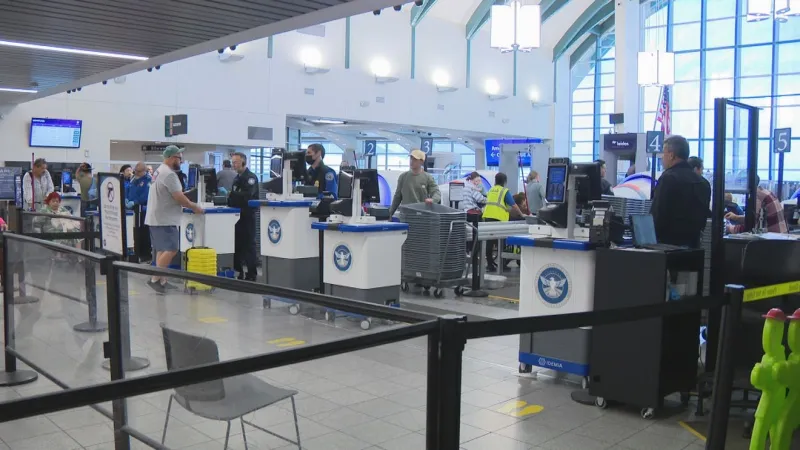 El Paso airport braces for Memorial Day weekend travel surge