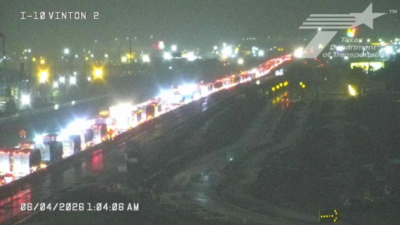 All lanes on I-10 West near Vinton reopen following crash