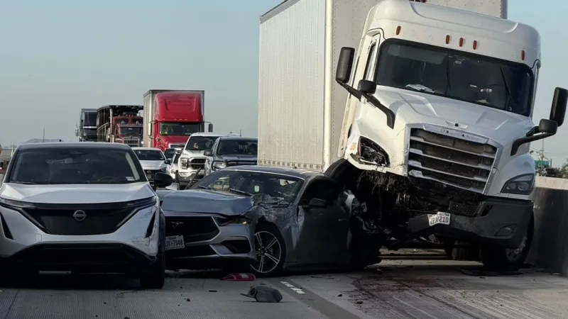 Semi crash closes all westbound lanes of I-10 at Anthony