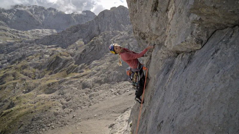 For More Energy and Better Peformance, Try These 4 Nutrition Tips From Pro-Climber Sasha DiGiulian