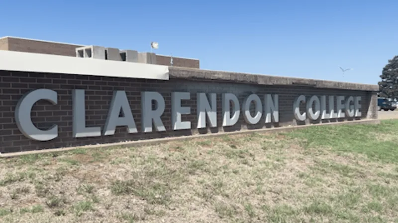 Texas public colleges to freeze undergraduate tuition for 2026-27 under Abbott order