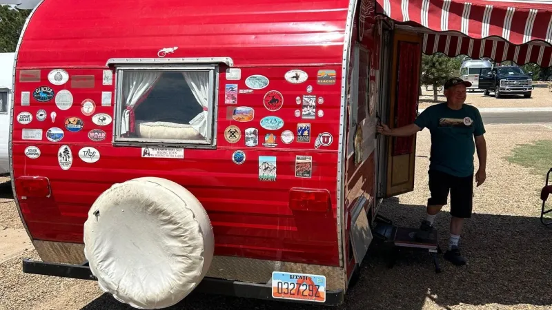 65 vintage trailers fill Big Texan RV Park for Tin Can Tourists open house