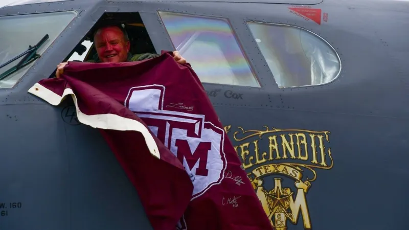 B-52 bomber that crashed in California, killing 8, had ties to Texas A&M