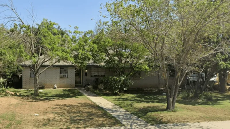Canyon man, 4 pets killed in house fire