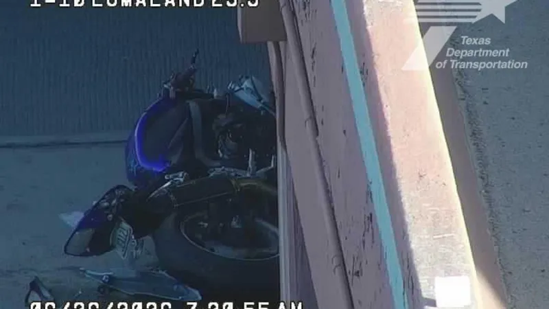 Injuries unknown after East El Paso crash blocks lanes near Gateway East and Lomaland
